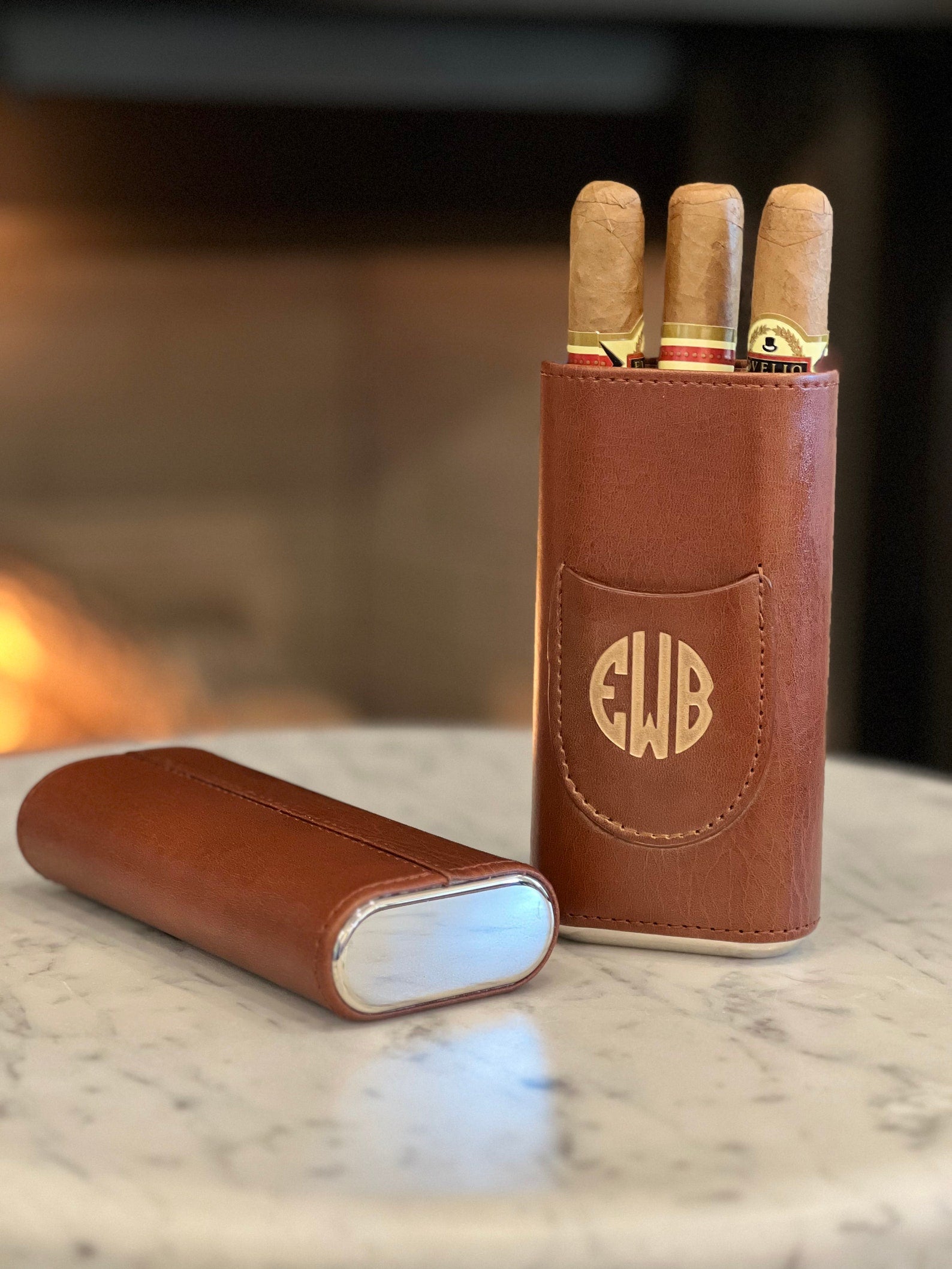 Custom Personalized Cigar Case with Cutter, PU Leather, cedar wood lined. PU Leather Accessory. Groomsman Gift, Wedding Gift, Gift for Men,