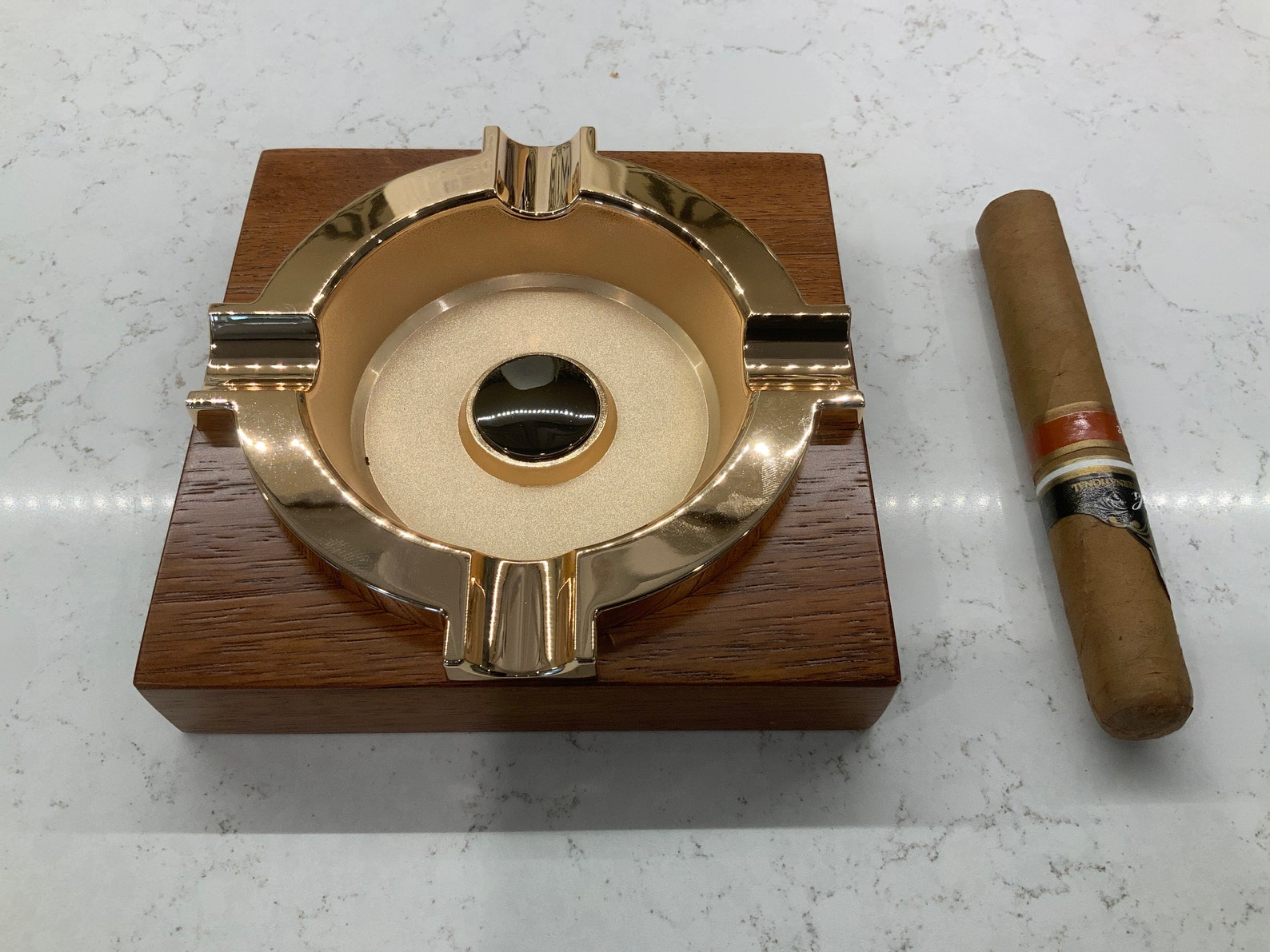 Cigar ash tray, 6 inch square, 2 pounds, table top Home decor ash tray, Gold & Brown color. , Business Gift Ashtray, Men’s Christmas gift