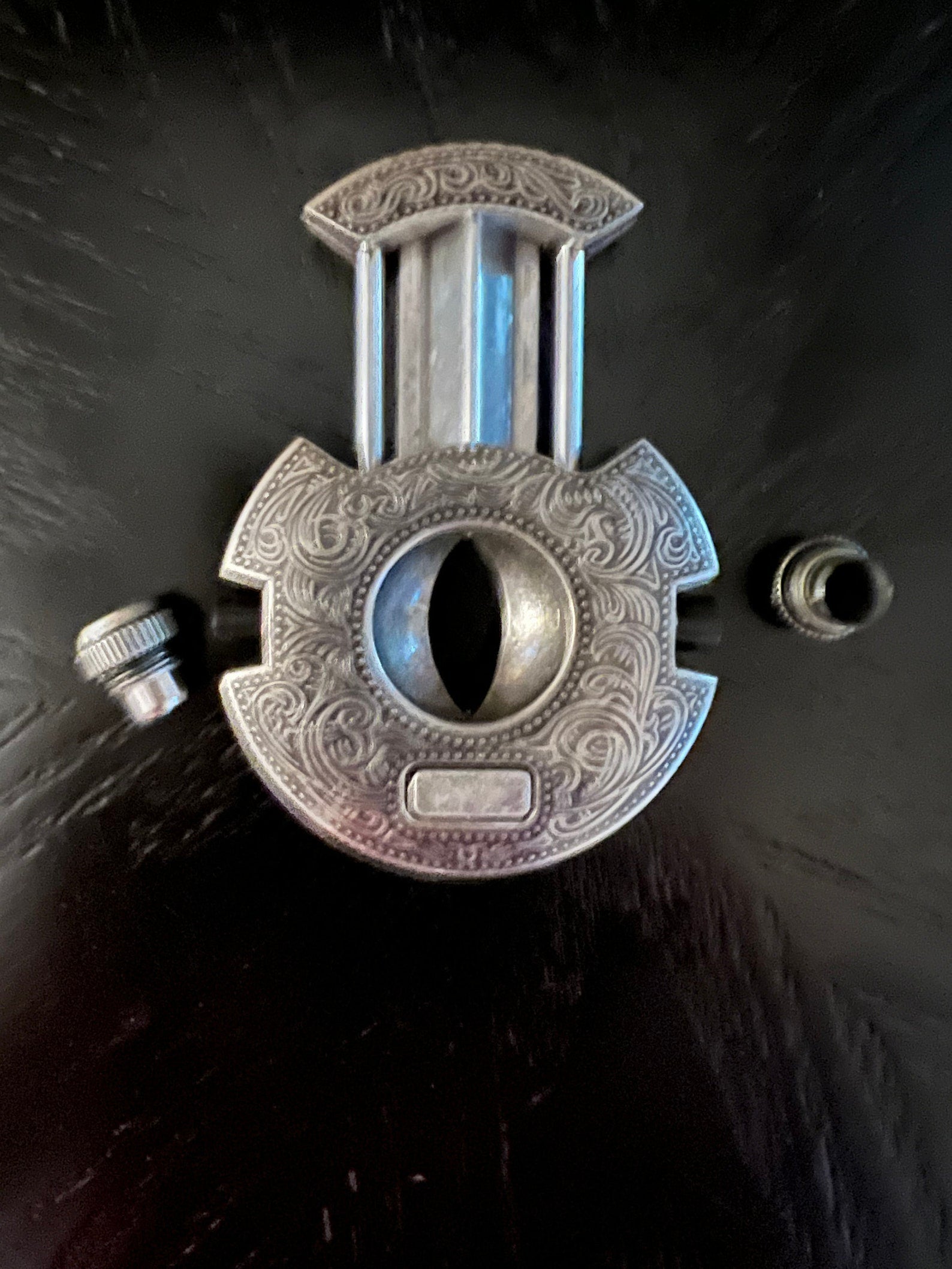 Cigar V Cutter in Antique Silver